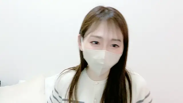 momoka  o0 online show from May 20, 7:16 am