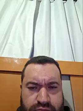 Snapshot of comeraba chatting on May 3, 2:49 am comeraba online show from May 3, 2:49 am