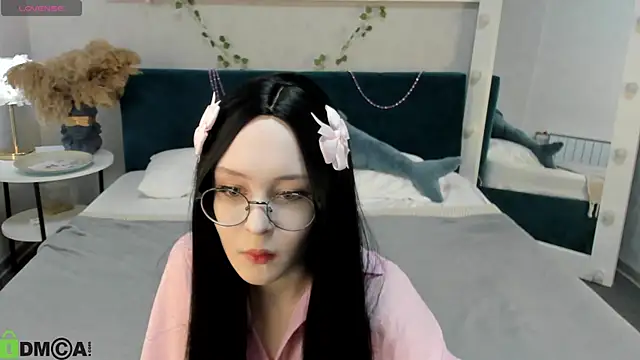 Lilac-Muse online show from June 2, 3:28 am