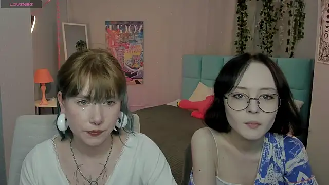 Lilac-Muse online show from May 14, 11:51 am