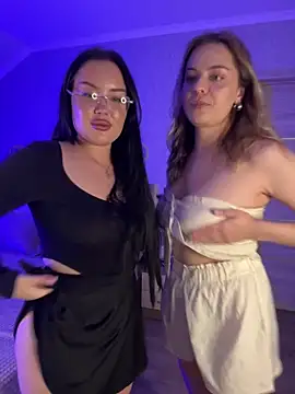 Cherry Pair online show from April 28, 11:36 am