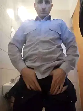 Alejandro83bsf online show from June 16, 4:07 pm