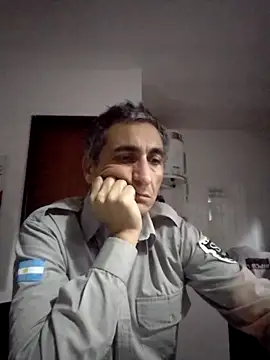 Alejandro83bsf online show from May 29, 10:49 pm