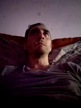 Alejandro83bsf online show from May 6, 5:39 pm