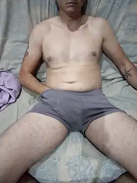 Alejandro83bsf online show from May 12, 4:46 pm