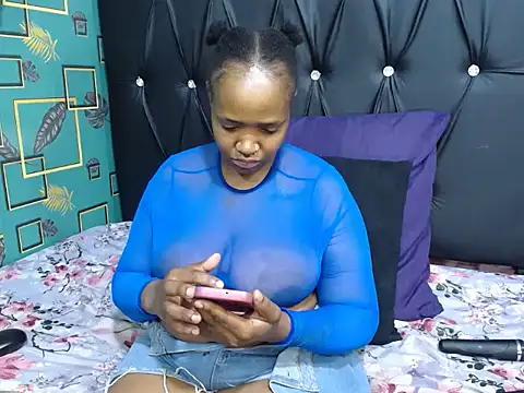 CandyBoobs69 online show from June 18, 11:59 am