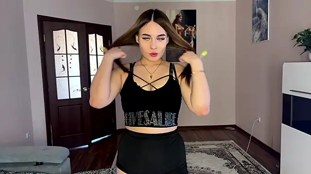 CrissyLettsome online show from May 23, 12:15 pm
