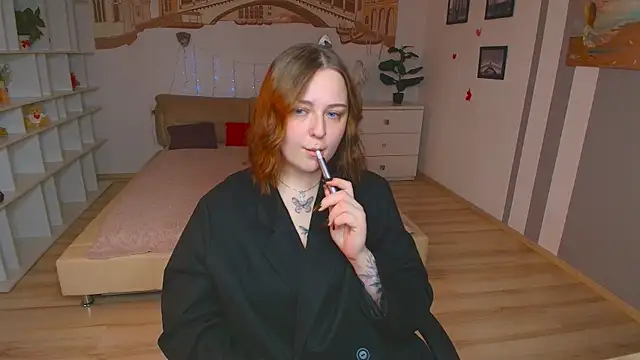 RosalinKirsten online show from May 4, 6:49 am