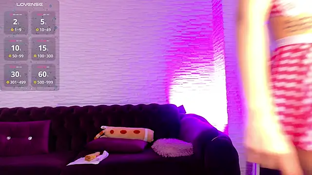 HannahIsabellee online show from June 20, 4:50 am