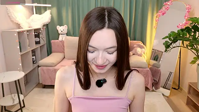 Miiya Aria  online show from June 4, 1:10 am