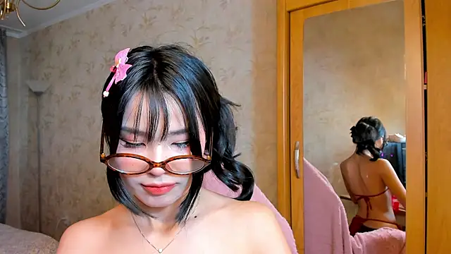 Akiba cute online show from May 30, 8:42 am