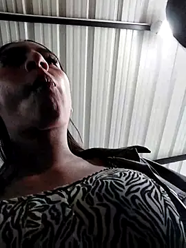 Sexy sarita outdoors online show from April 27, 8:40 pm