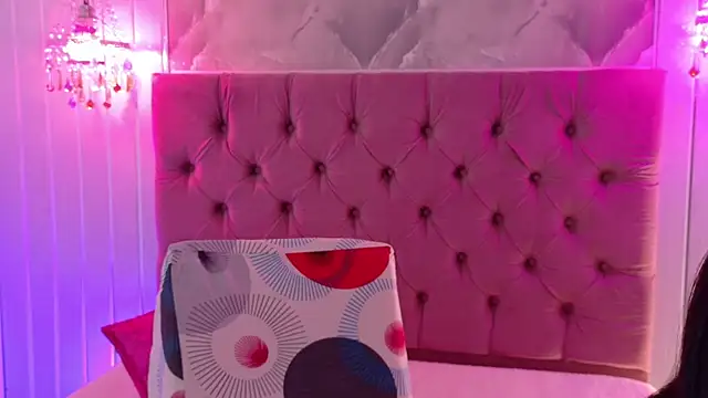 RenataPeach online show from June 26, 2:28 am