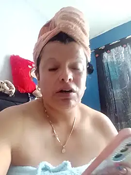 Samantha Kieran online show from May 21, 6:27 pm