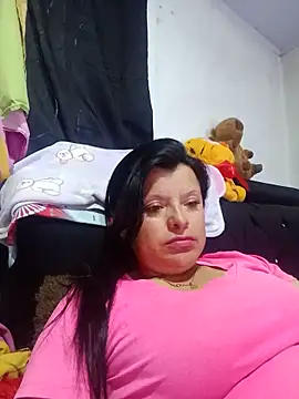Samantha Kieran online show from June 16, 11:05 pm