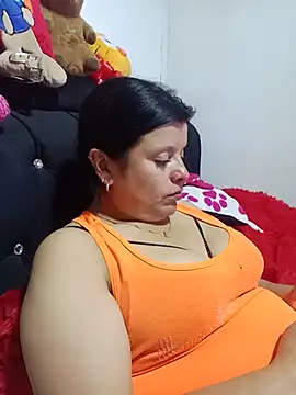 Samantha Kieran online show from June 8, 1:28 am