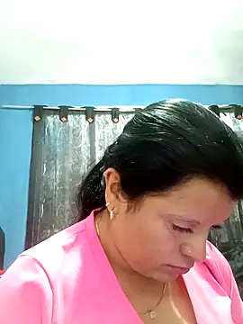 Samantha Kieran online show from May 7, 9:51 pm
