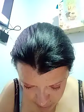 Samantha Kieran online show from May 23, 4:17 pm