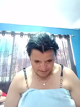 Samantha Kieran online show from May 15, 3:21 pm