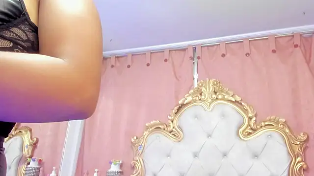 May Lovers online show from May 23, 1:10 pm