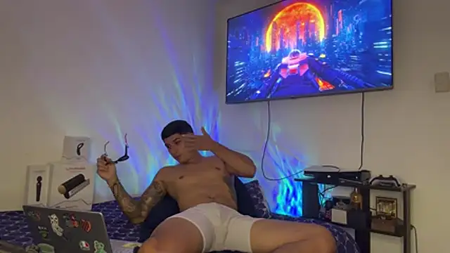 SexxxySquirterStev777 online show from May 11, 4:04 pm