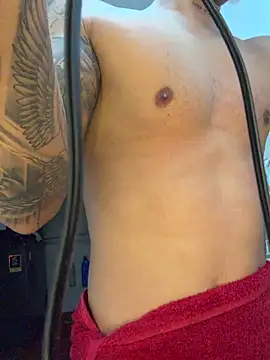 Snapshot of SexxxySquirterStev777 chatting on July 6, 1:51 pm SexxxySquirterStev777 online show from July 6, 1:51 pm