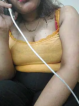 Snapshot of HD_Queen_69 chatting on July 19, 5:42 pm HD Queen 69 online show from July 19, 5:42 pm