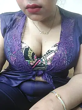 HD Queen 69 online show from July 4, 10:14 pm