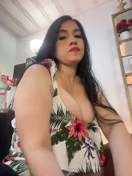 Snapshot of Dalila_5 chatting on July 10, 7:25 pm Dalila 5 online show from July 10, 7:25 pm
