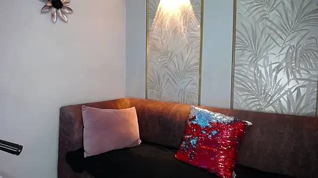 Snapshot of Dalila_5 chatting on June 10, 7:26 pm Dalila 5 online show from June 10, 7:26 pm