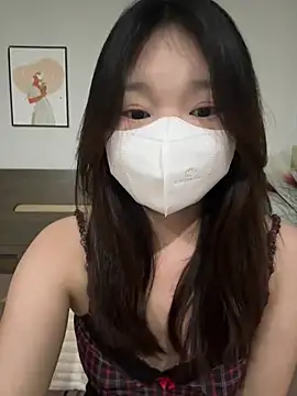 Ni Tran online show from May 23, 3:55 pm