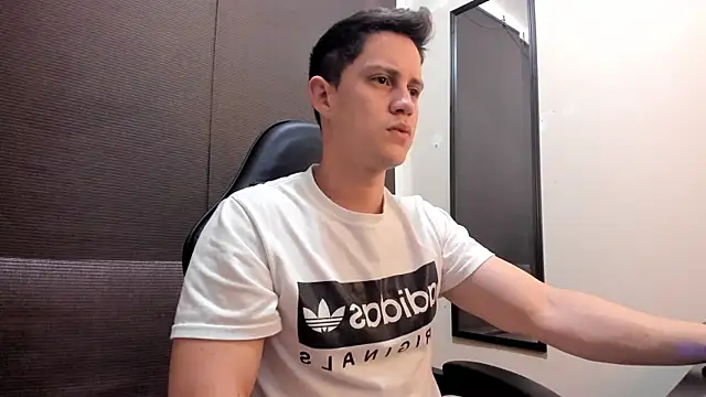 KendricTorres online show from June 19, 2:23 pm