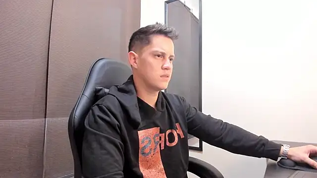 KendricTorres online show from May 23, 1:32 pm
