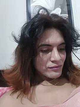 Snapshot of SexyShila-97 chatting on June 19, 4:57 pm SexyShila-97 online show from June 19, 4:57 pm