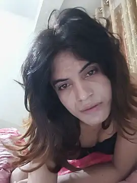 Snapshot of SexyShila-97 chatting on May 16, 4:22 am SexyShila-97 online show from May 16, 4:22 am