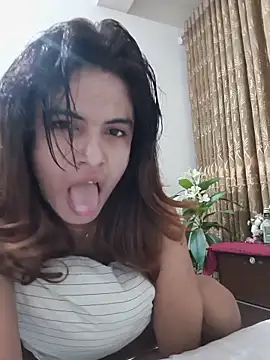 Snapshot of SexyShila-97 chatting on June 10, 11:33 am SexyShila-97 online show from June 10, 11:33 am