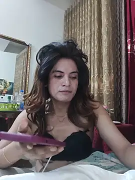 Snapshot of SexyShila-97 chatting on June 3, 12:39 pm SexyShila-97 online show from June 3, 12:39 pm