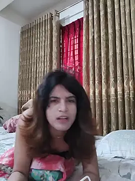 Snapshot of SexyShila-97 chatting on May 19, 1:56 am SexyShila-97 online show from May 19, 1:56 am