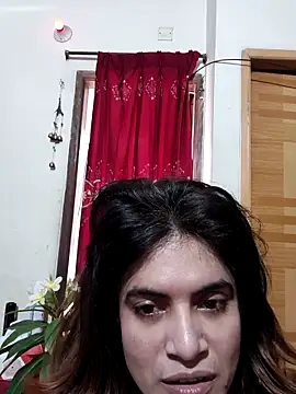 Snapshot of SexyShila-97 chatting on May 5, 7:33 am SexyShila-97 online show from May 5, 7:33 am