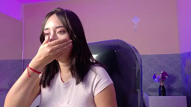 VICTORIA FAIRIES online show from May 11, 11:55 am