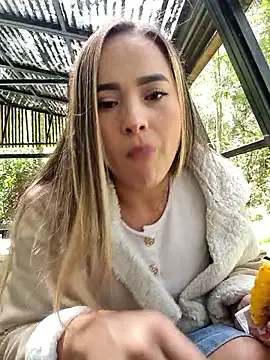 paolarey online show from January 18, 4:10 pm