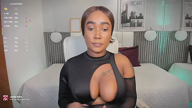alessia anderson online show from May 16, 8:41 pm