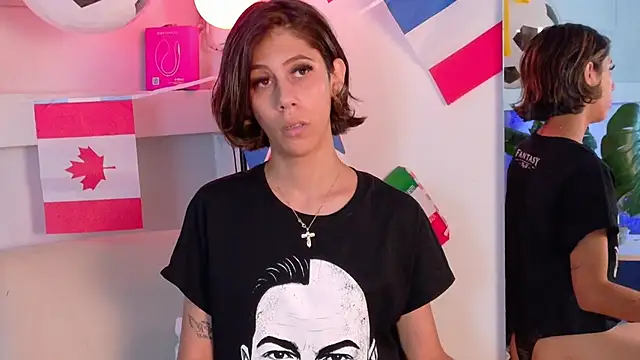 ZoeyPetit online show from June 29, 8:08 pm