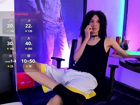 Snapshot of anddy_hugecock chatting on June 23, 12:58 pm anddy hugecock online show from June 23, 12:58 pm