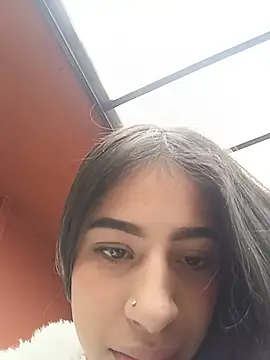 SophiaRivers online show from June 17, 11:53 am