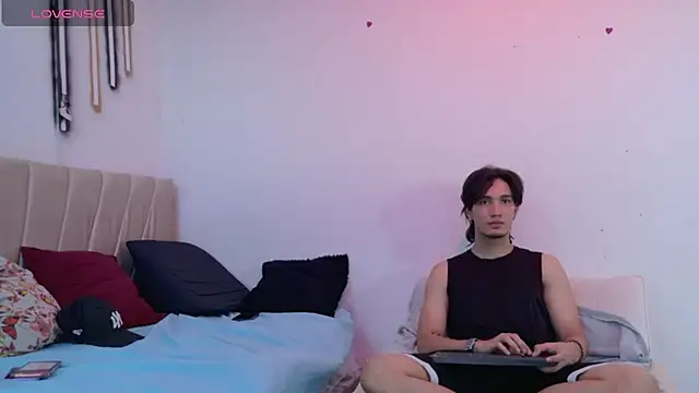 sweetauracouple online show from June 21, 12:11 pm