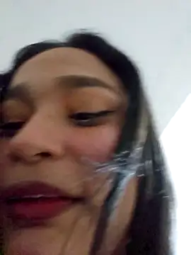 Snapshot of Sara_Chanel_ chatting on May 4, 11:29 pm Sara Chanel online show from May 4, 11:29 pm