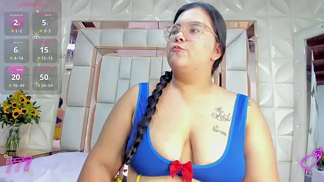 Aria bbw22 online show from July 13, 7:35 pm