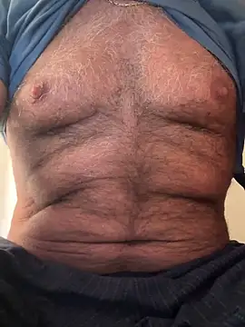 henrybull007 online show from June 17, 6:46 am