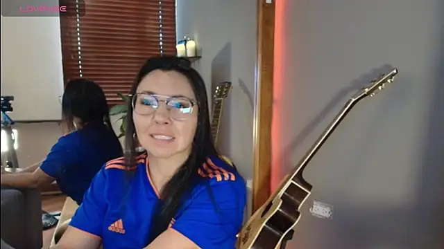 Taliapeach online show from July 7, 3:37 pm